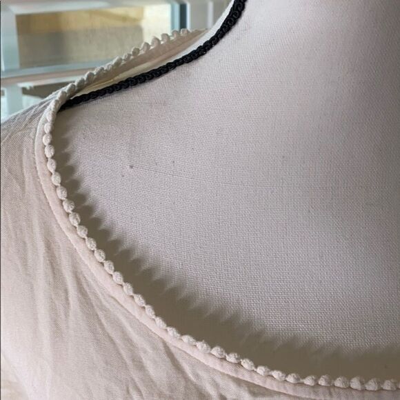 H&M Dress with Beaded Lace Accents. SZ 6 - Picture 2 of 8